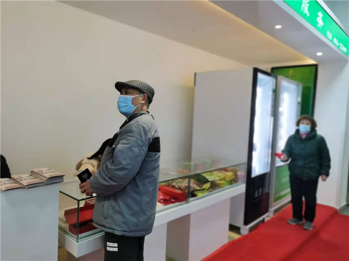 四川中青旅綿陽分社、綿陽市中旅假日旅行社、綿陽自來文化傳播有限公司24H自助售貨服務盛大開業(yè)