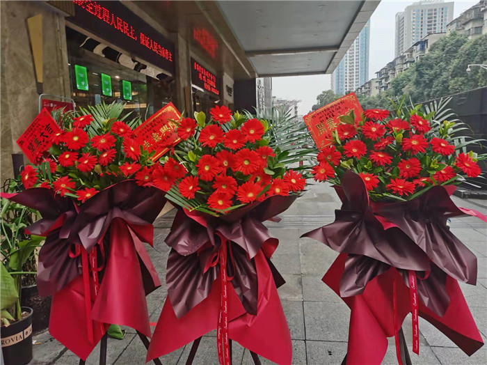 四川中青旅綿陽分社、綿陽市中旅假日旅行社、綿陽自來文化傳播有限公司24H自助售貨服務盛大開業(yè)